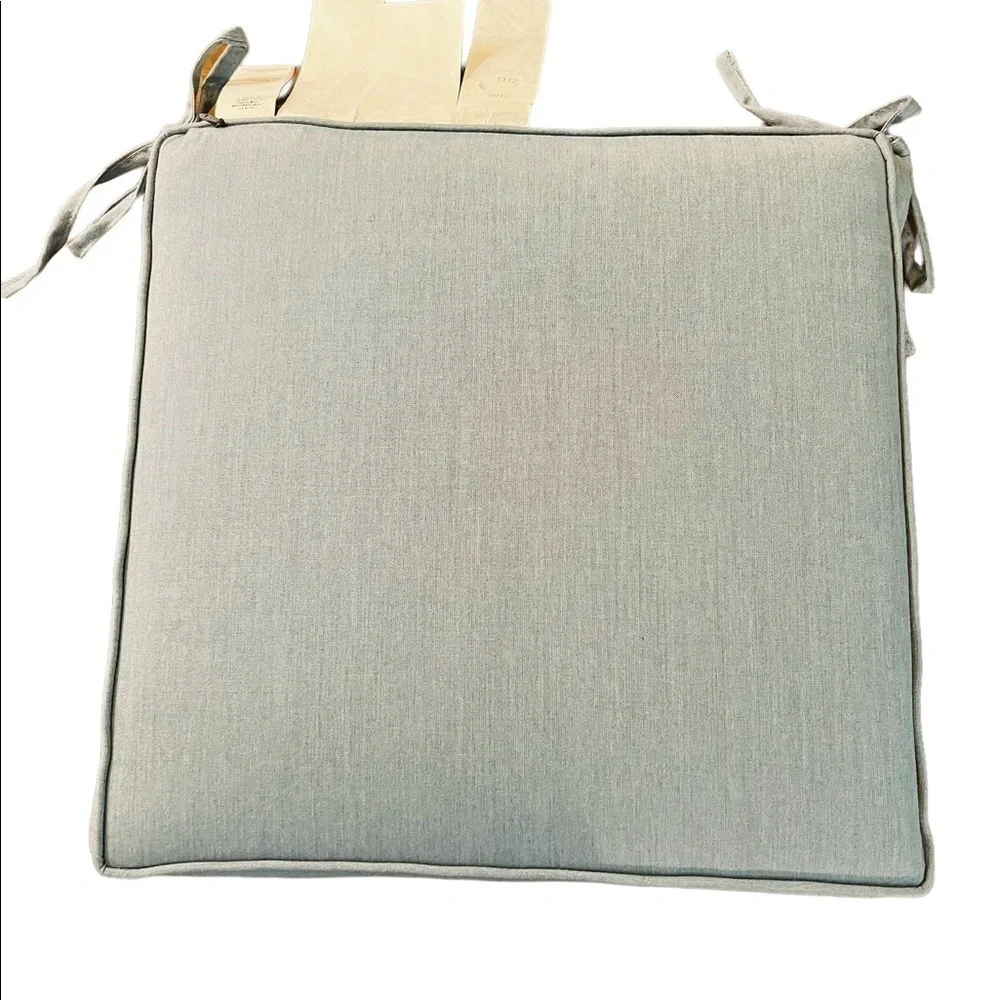 SET OF 2 POTTERY BARN PIPED CHAMBRAY SUNBRELLA DINING CHAIR CUSHIONS NWT
